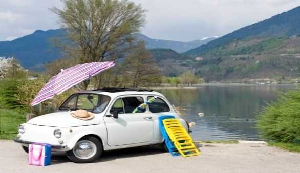Fahrt mit dem Auto durch Italien